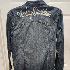 Harley-Davidson Ladies Large Jean Jacket / Embroidered Harley Davidson